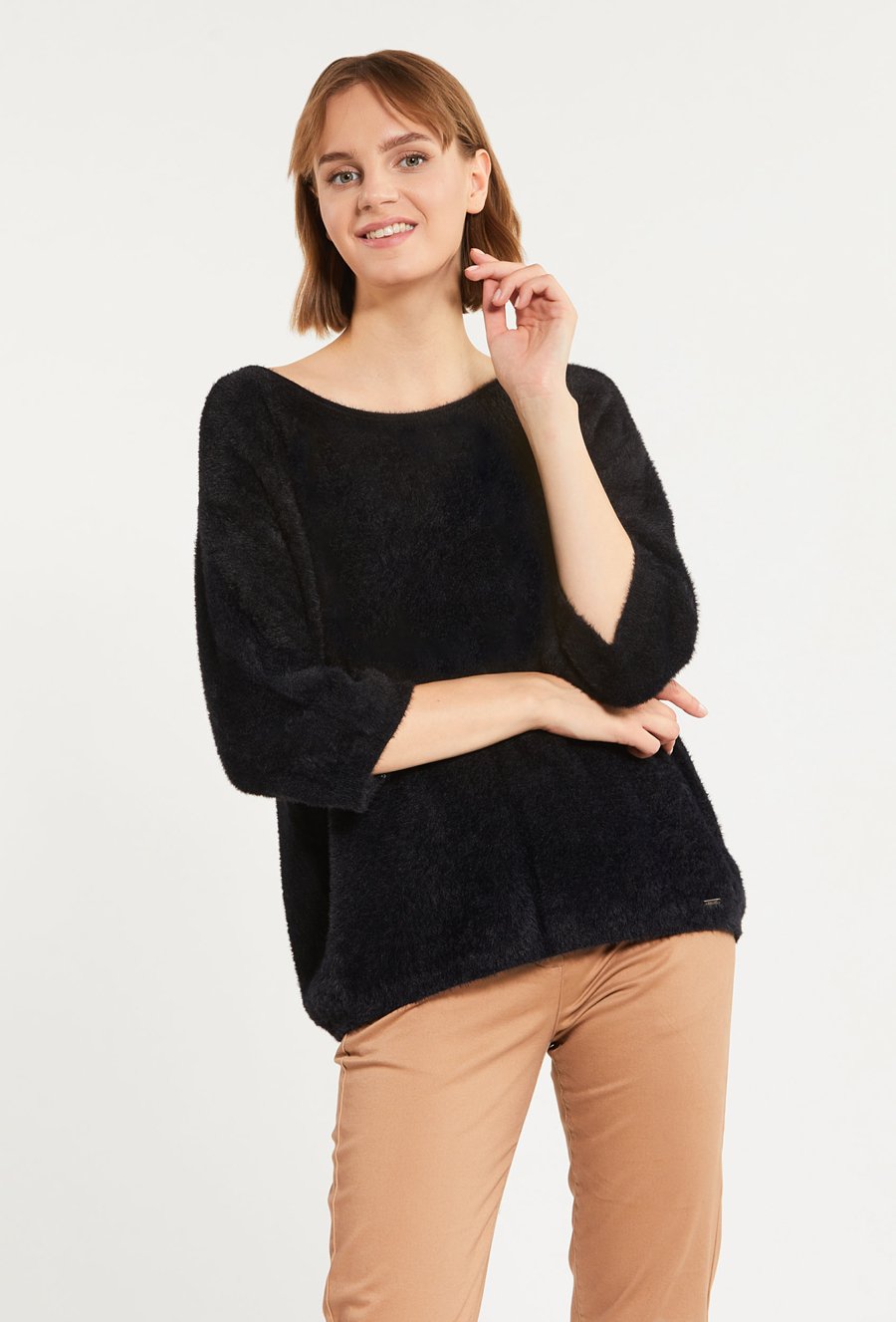 Sweter damski z włosiem