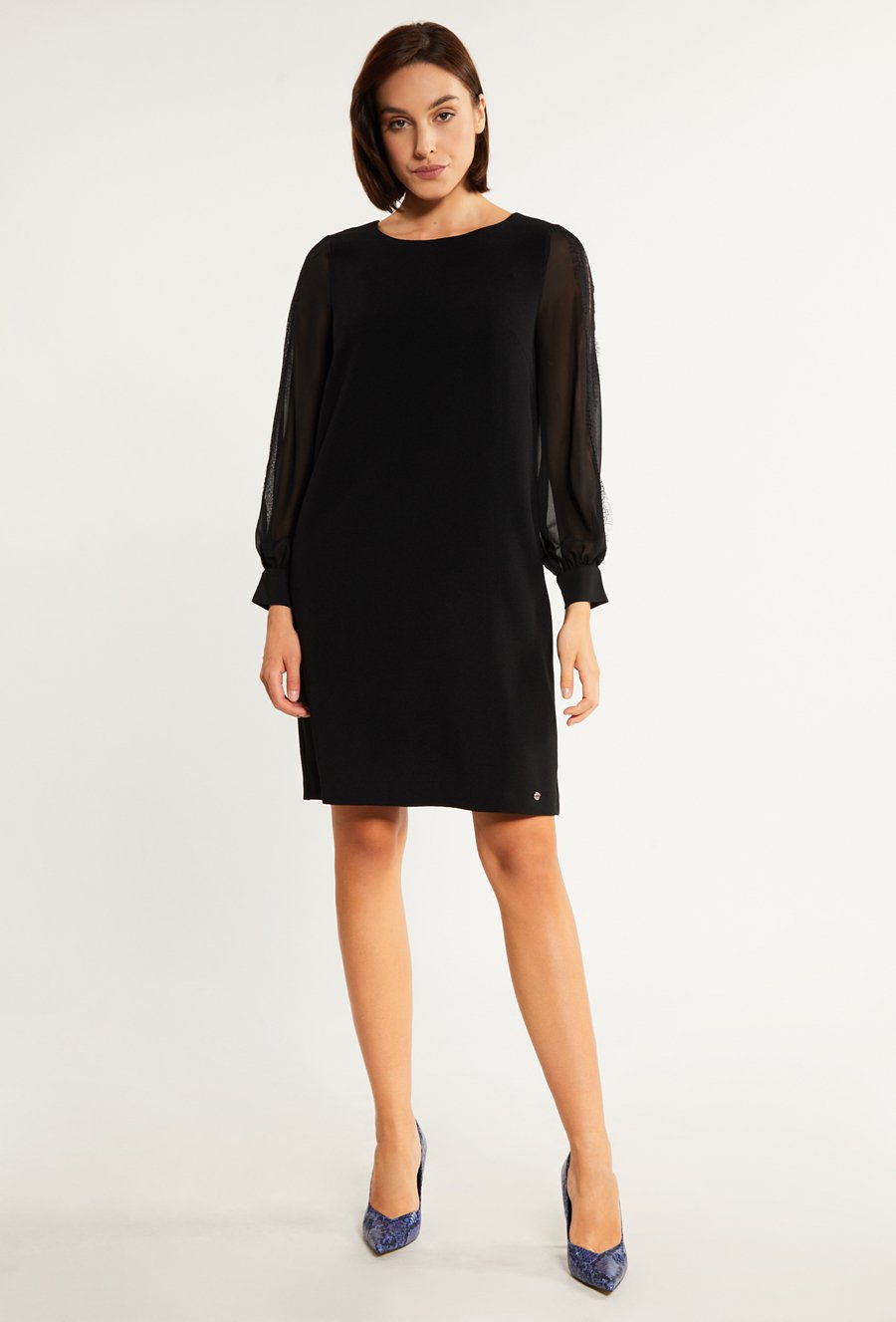 Sukienka z rękawami z siateczki