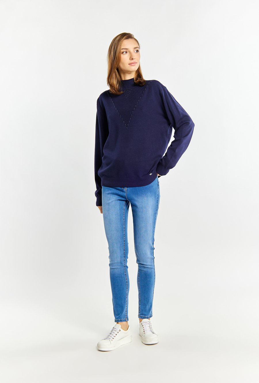 Sweter damski z dżetami