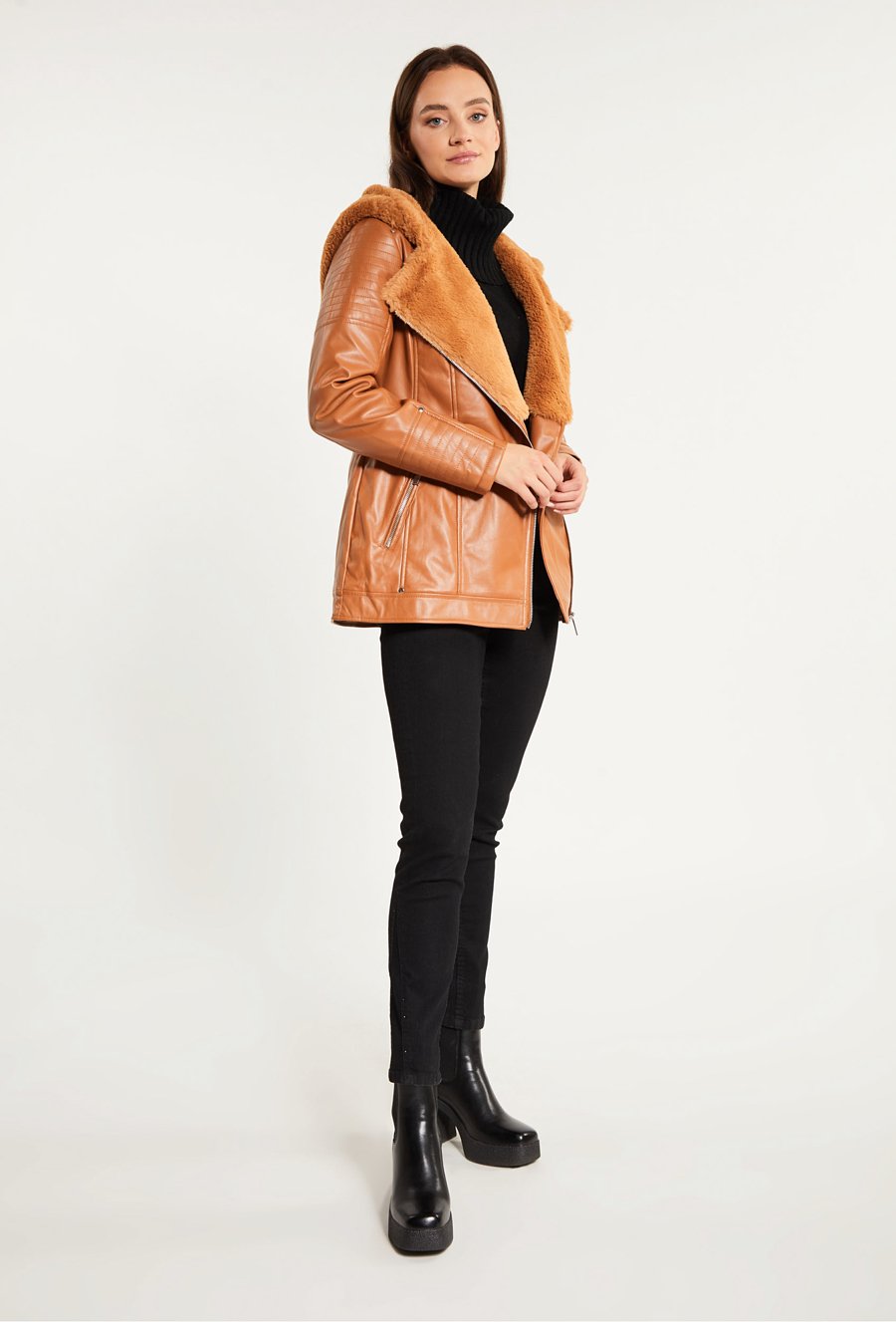 Kurtka damska z futerkiem