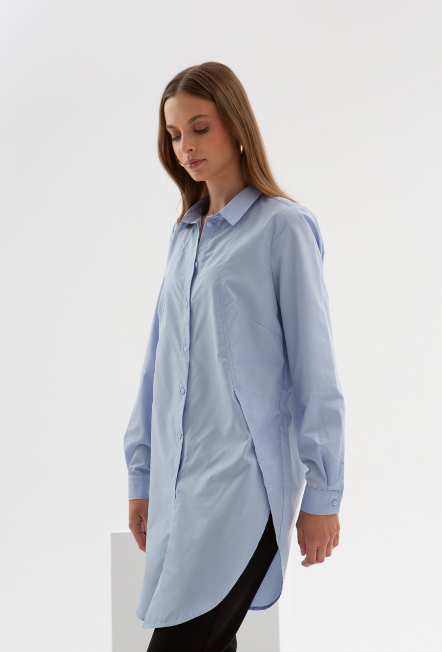 Niebieska koszula z domieszką bawełny
