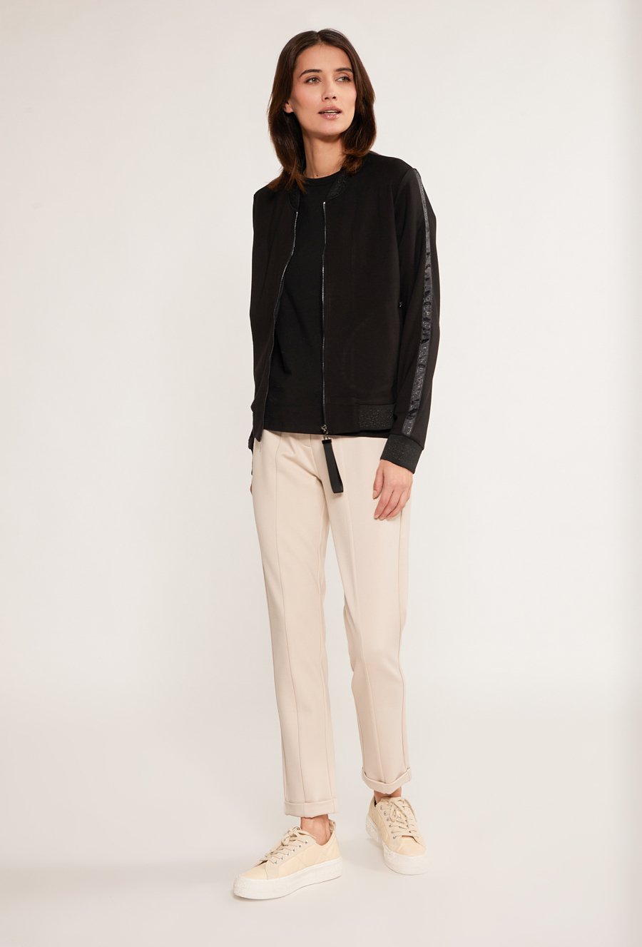 Dzianinowy żakiet na co dzień