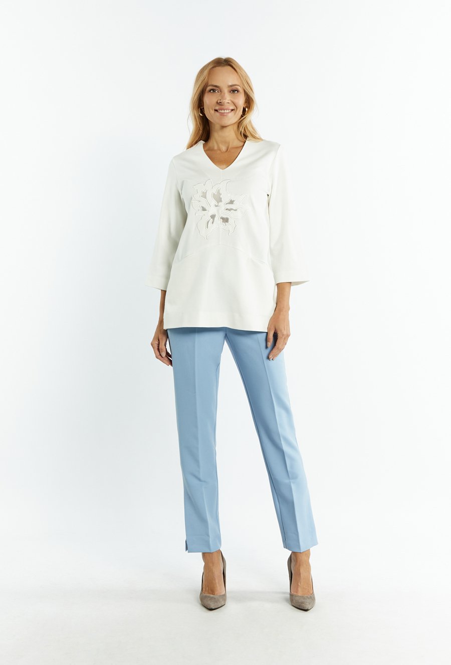 Bluza damska z domieszką wiskozy.