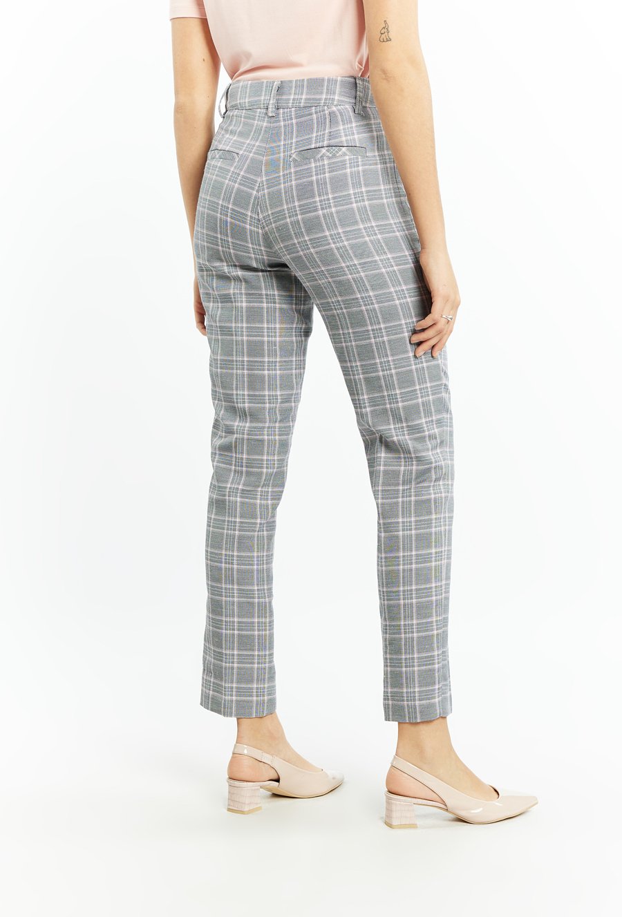 Spodnie w kant o dopasowanym kroju