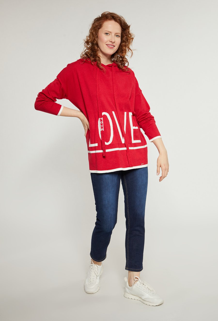 Sweter damski z kapturem