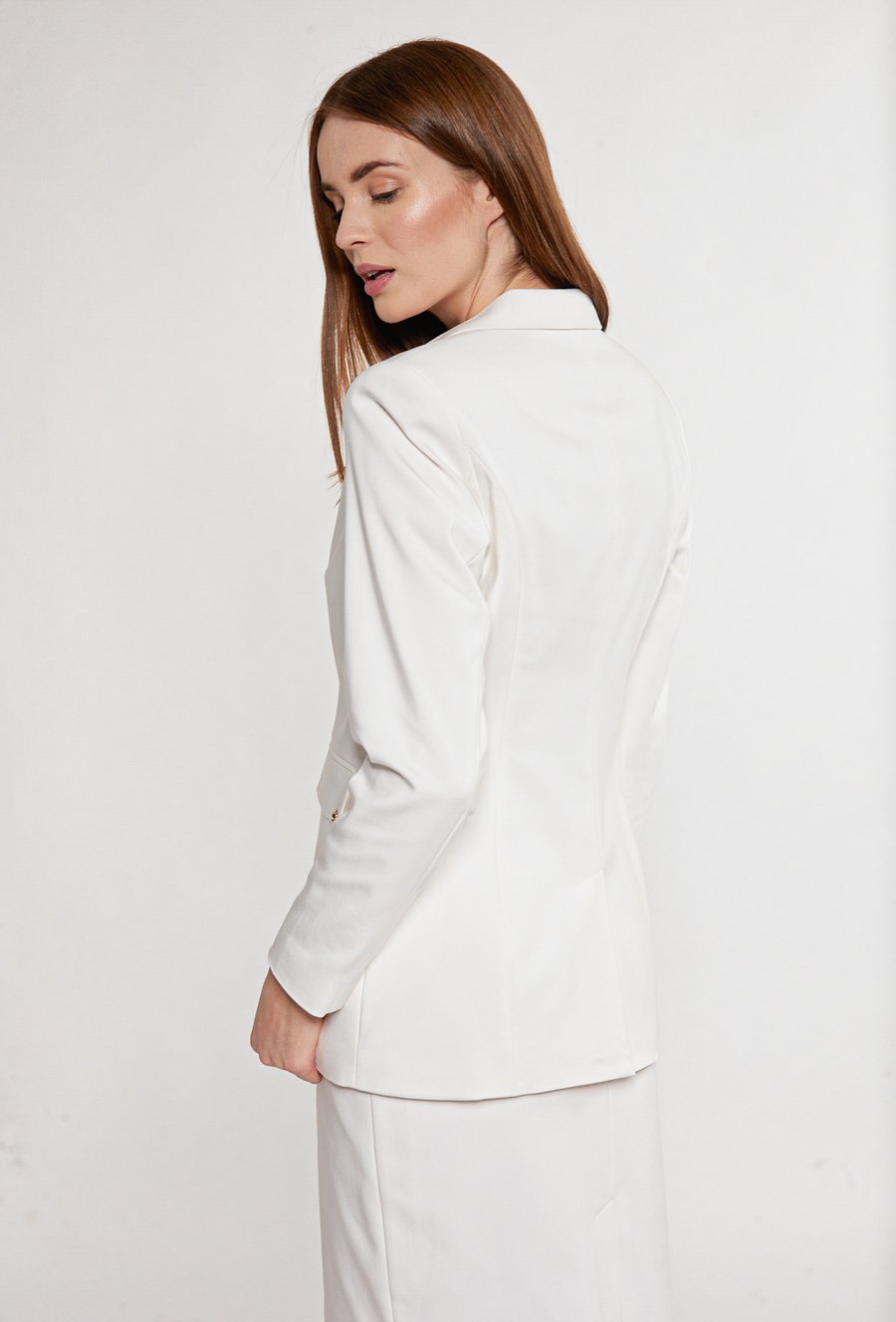 Elegancka marynarka o klasycznym kroju