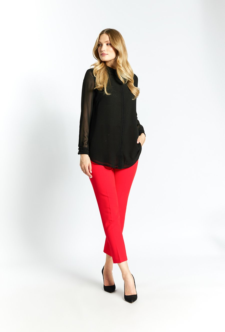 Koszula damska z ozdobną aplikacją