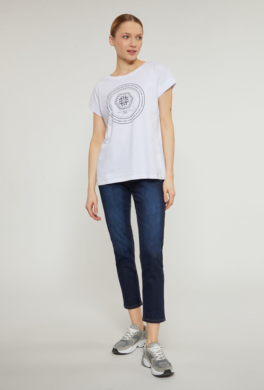 T-shirt damski z logo marki