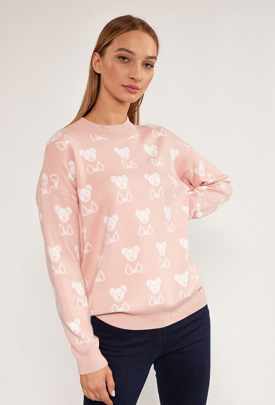 Wzorzysty sweter damski