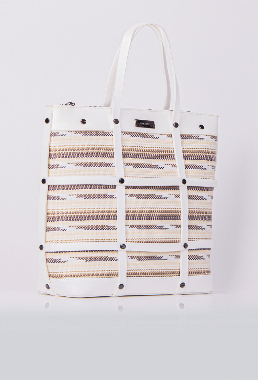 Duża torba z plecionym panelem na przodzie
