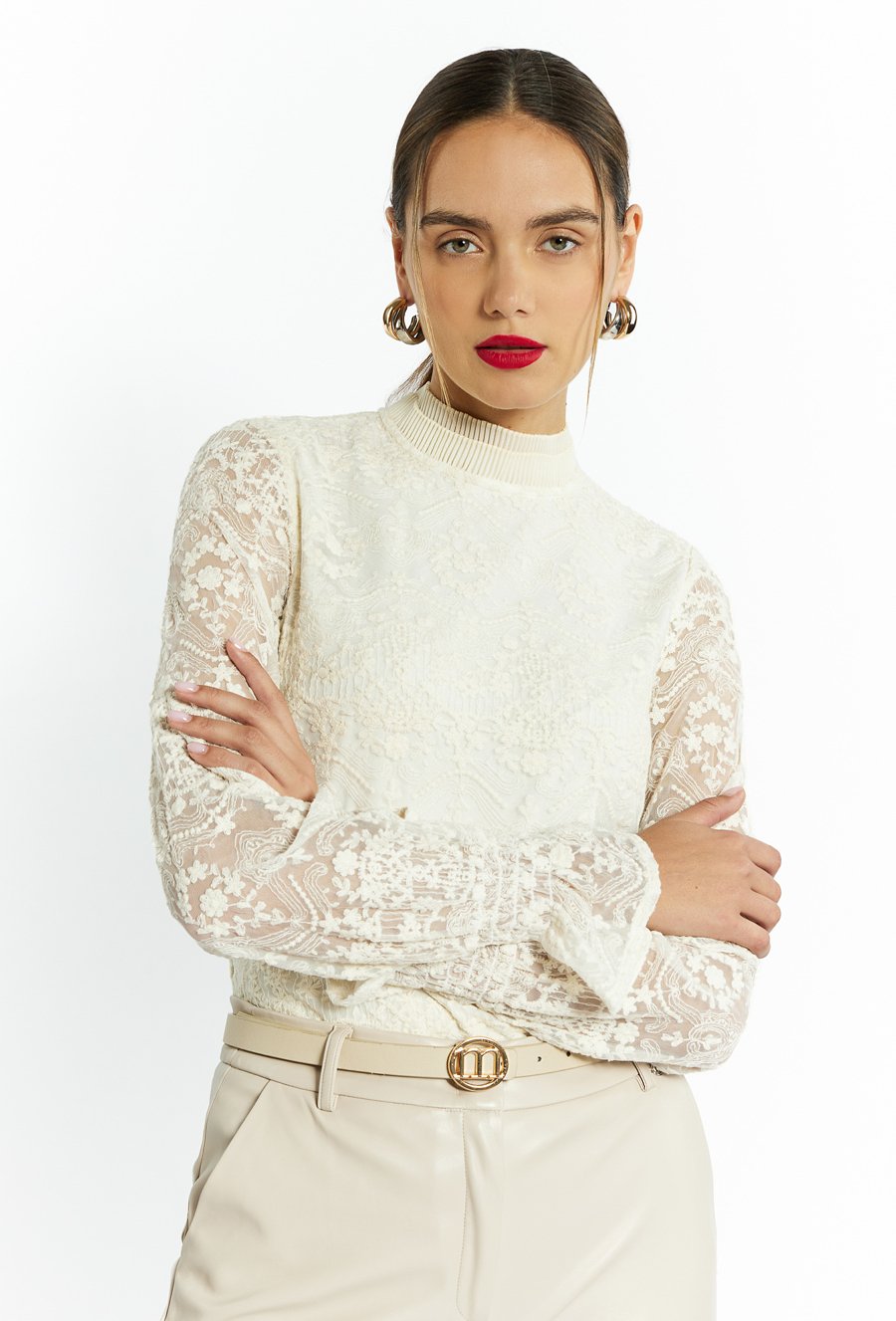 Koronkowa bluzka