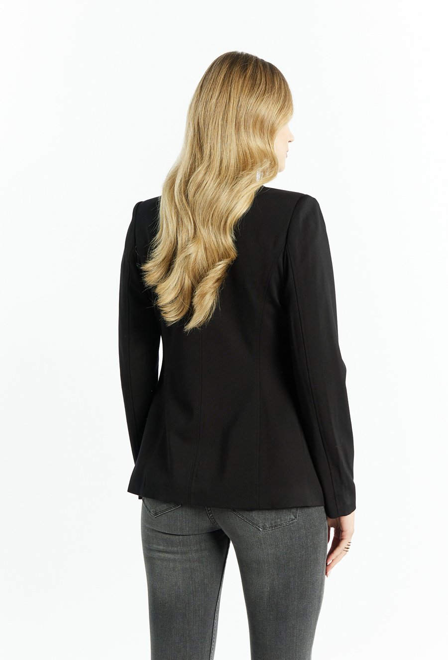 Dwurzędowa marynarka z ozdobnymi guzikami