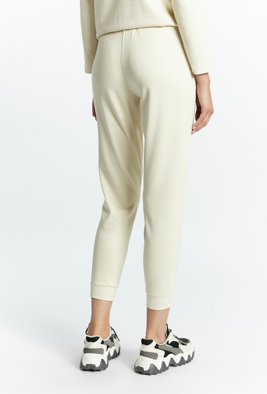 Materiałowe spodnie z imitacji zamszu