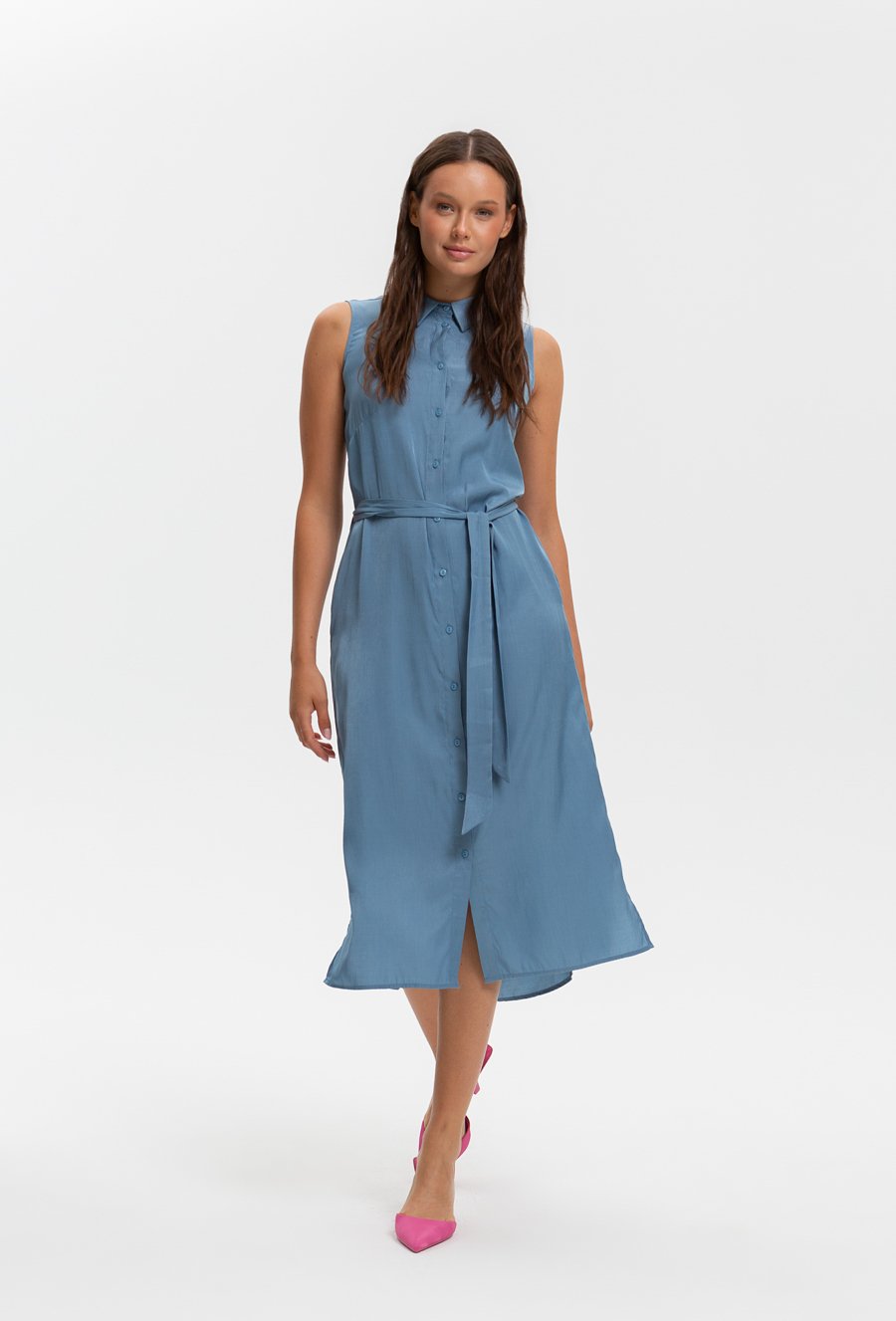 Sukienka koszulowa z kr&oacute;tkim rękawkiem