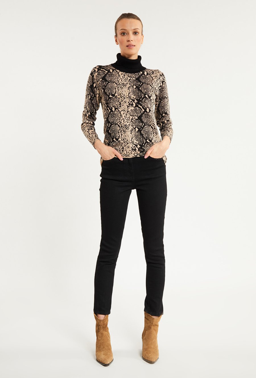 Wzorzysty golf z wiskozy