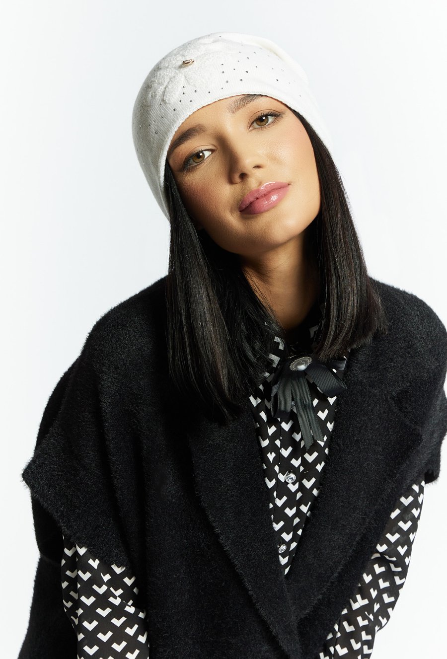 Czapka damska z domieszką wełny