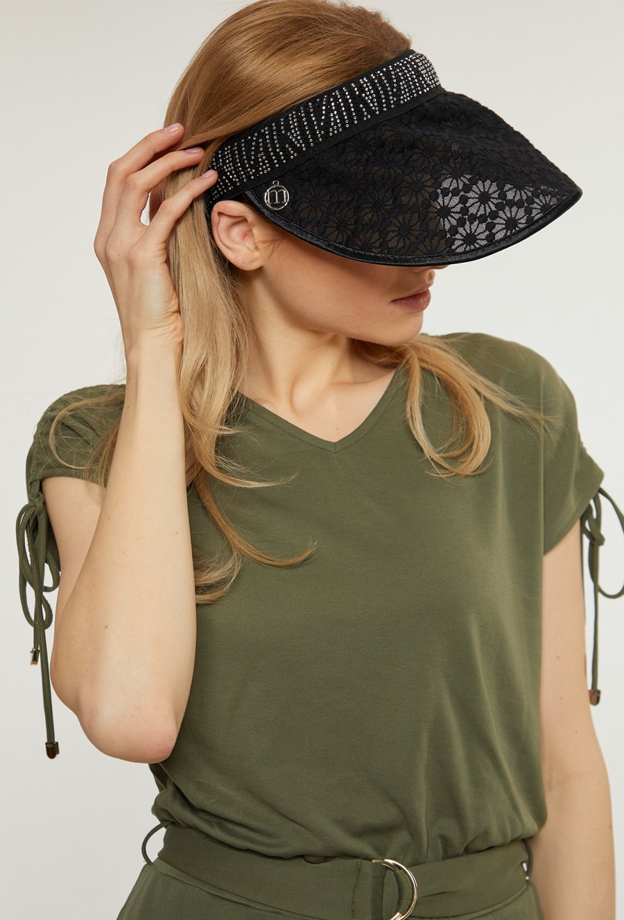 Daszek z dżetową aplikacją