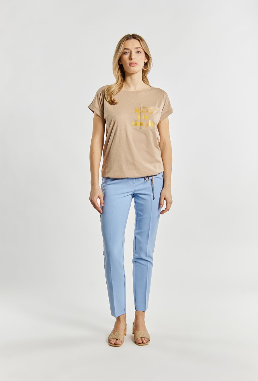 T-shirt damski z bawełny