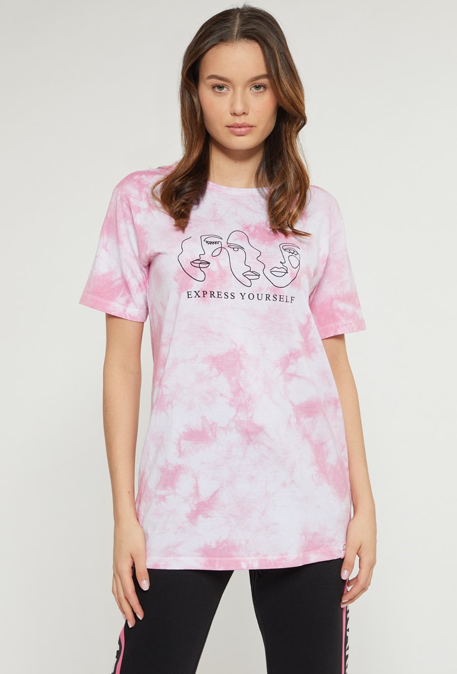 T-shirt damski z ciekawym nadrukiem