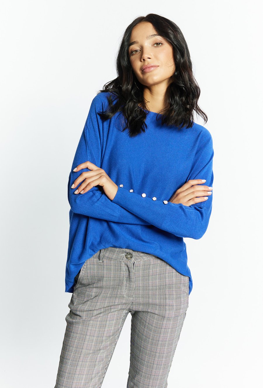 Sweter damski z ozdobnymi guzikami