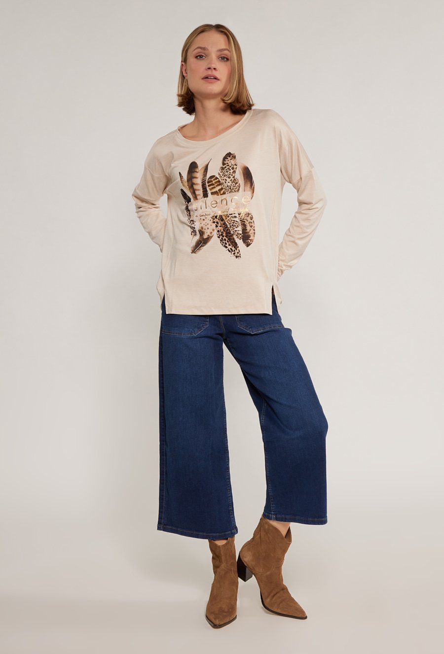 Bluzka damska z ozdobnym panelem