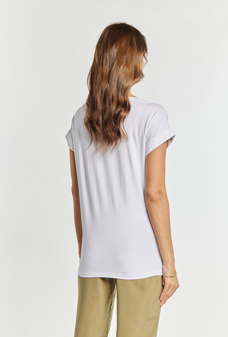 T-shirt damski ze zdobieniem