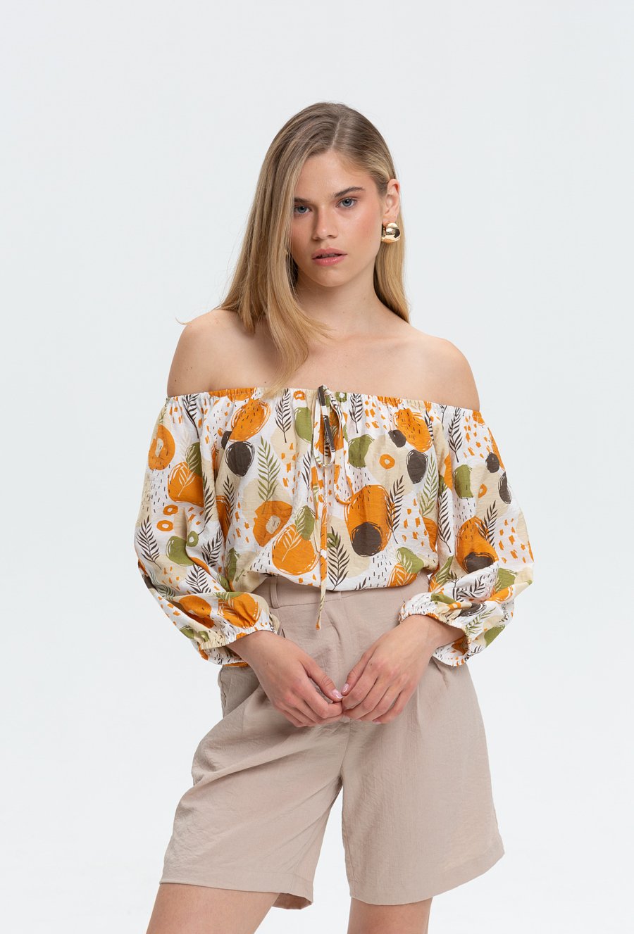 Wielobarwna bluzka typu hiszpanka