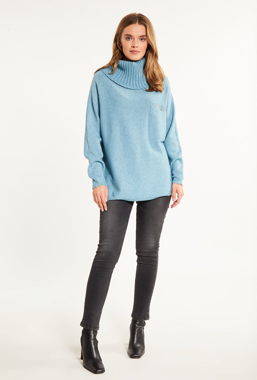 Sweter damski z aplikacją