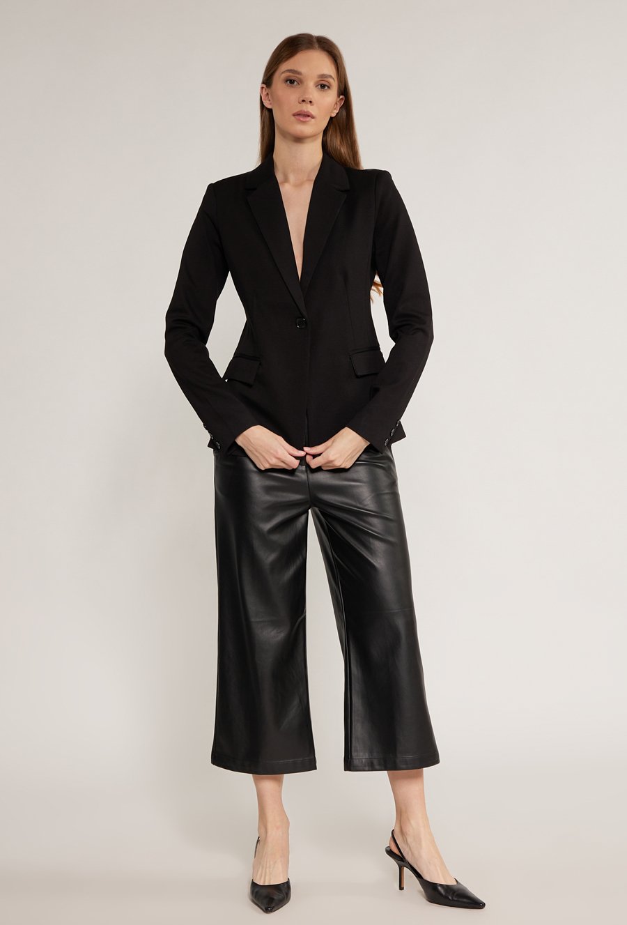 Dzianinowy żakiet damski