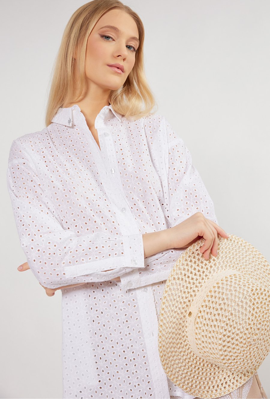 Kapelusz damski z aplikacją