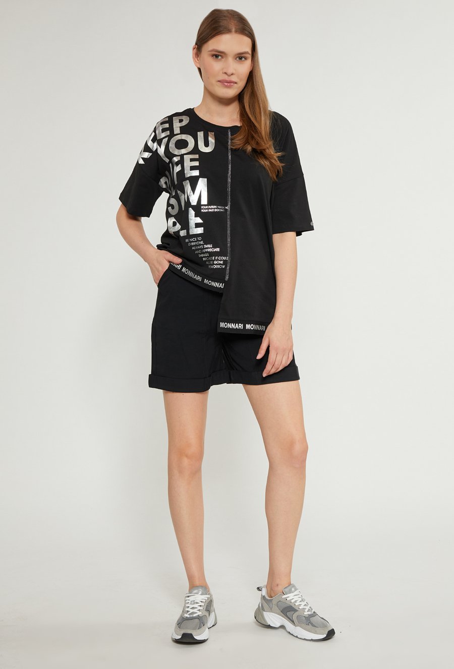 Asymetryczna bluzka damska