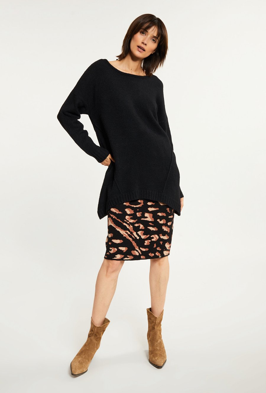 Sweter damski z miękkiego materiału