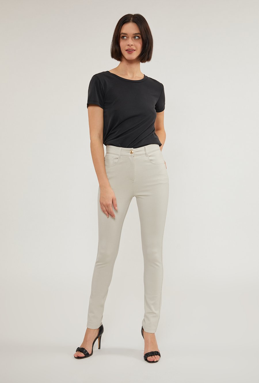 Klasyczne spodnie damskie