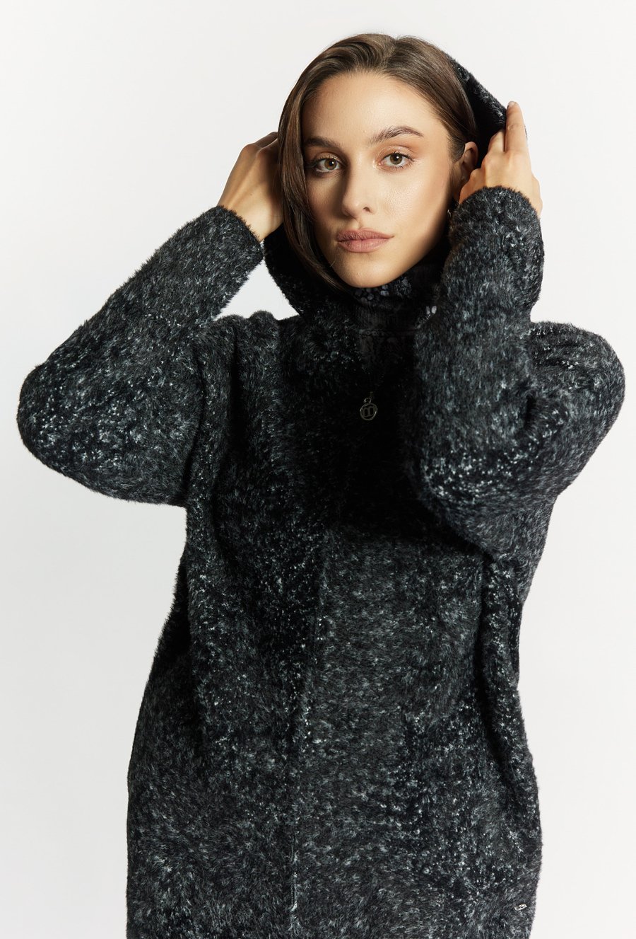 Sweter płaszczowy z kapturem