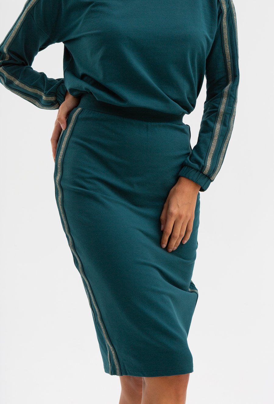 Oł&oacute;wkowa sp&oacute;dnica z lampasami