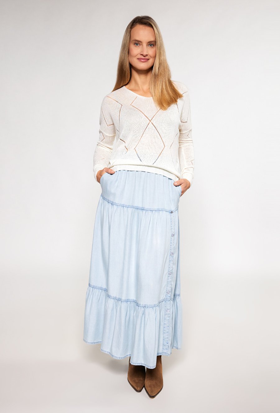 Lekki sweter z długim rękawem