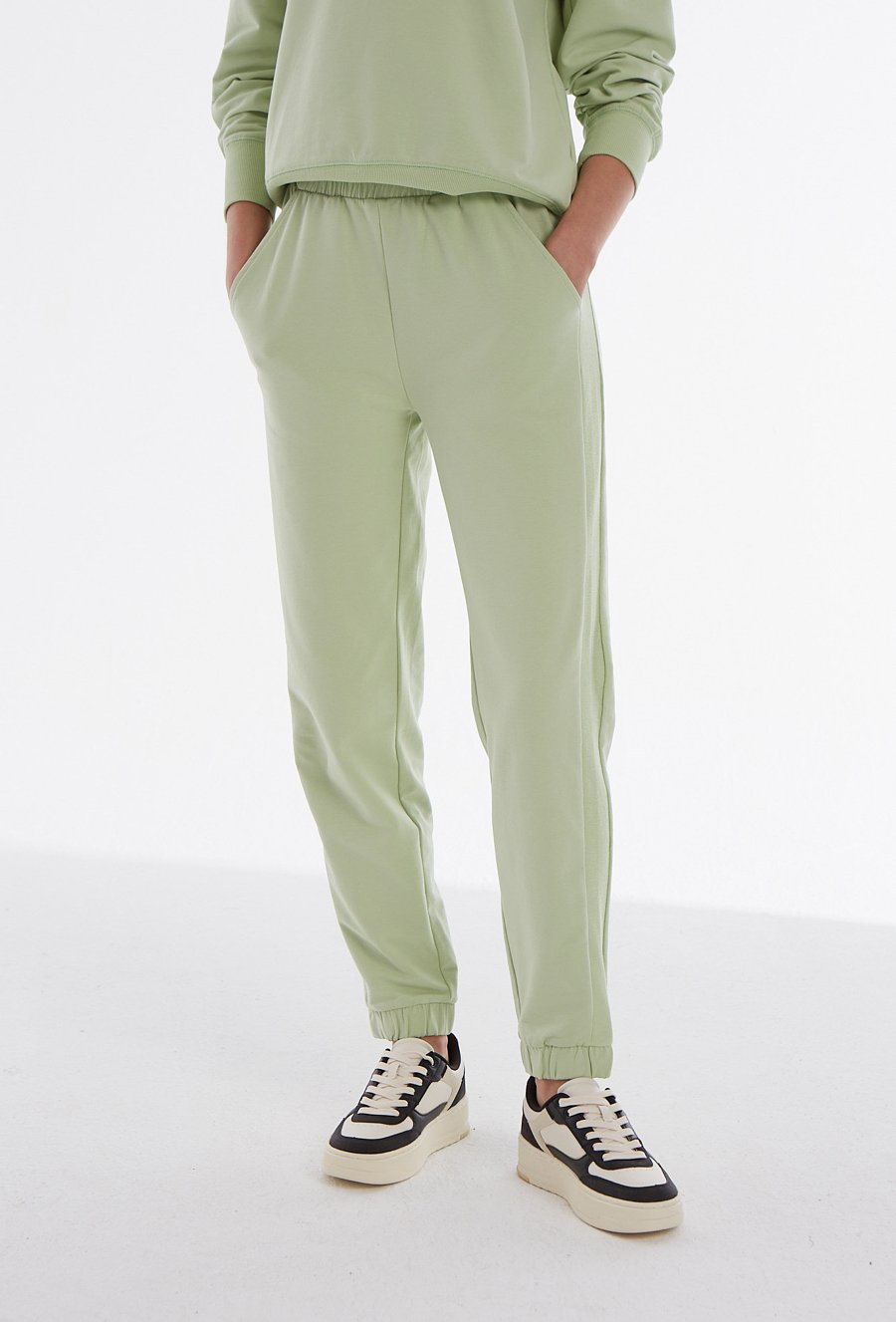 Spodnie dresowe z bawełny