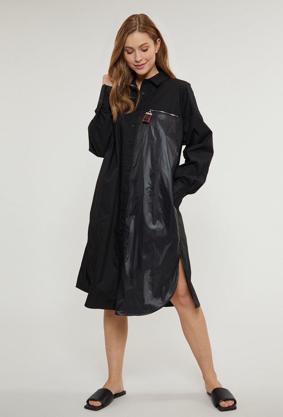 Koszulowa sukienka midi