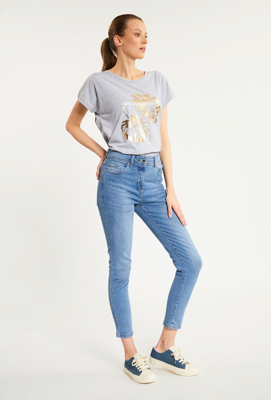 Klasyczne jeansy damskie