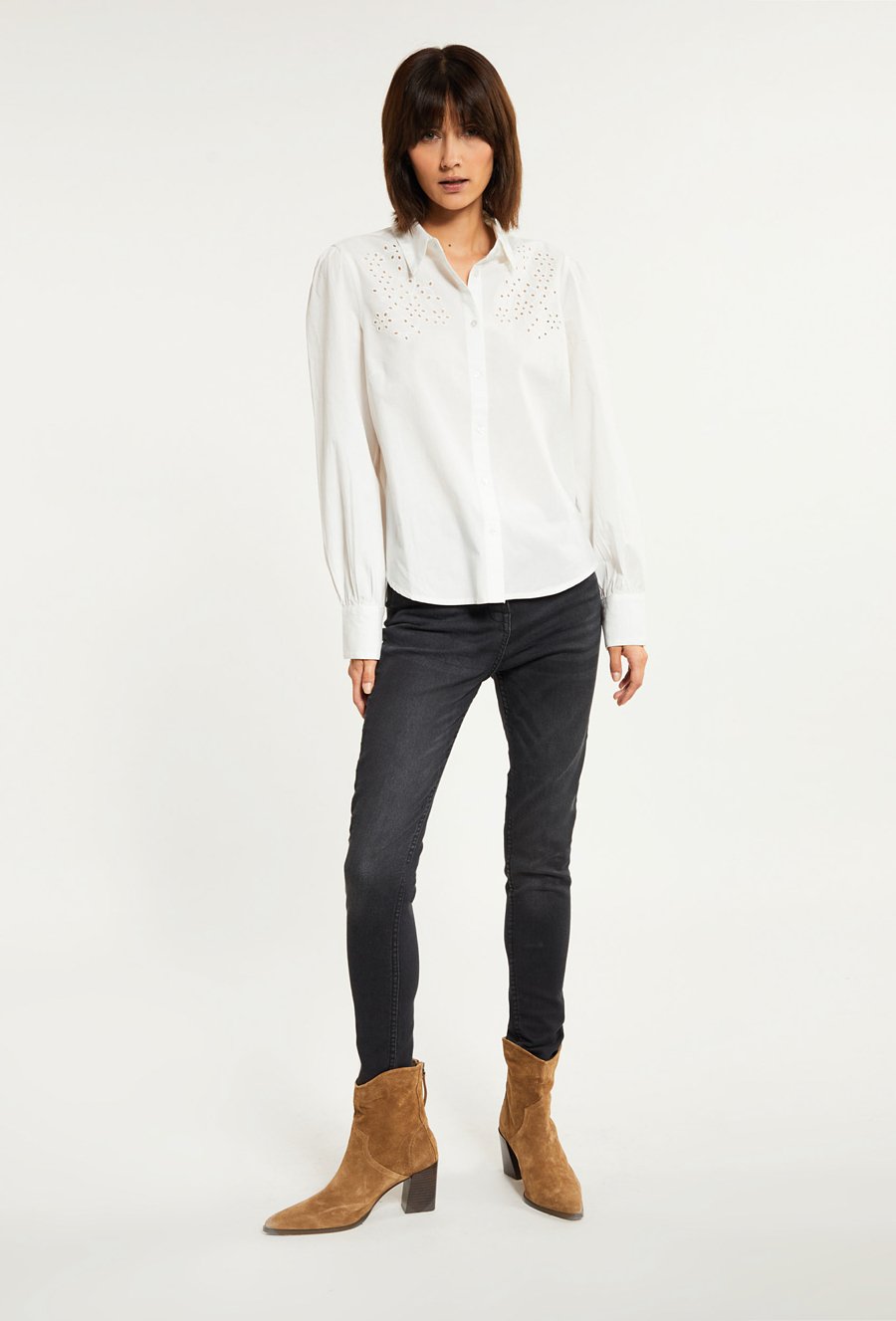 Koszula z ażurowym wzorem