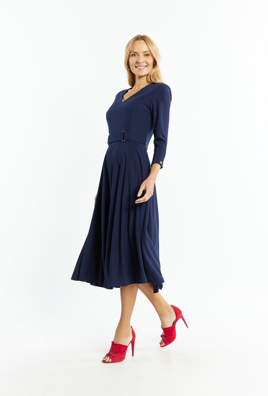 Sukienka rozkloszowana midi