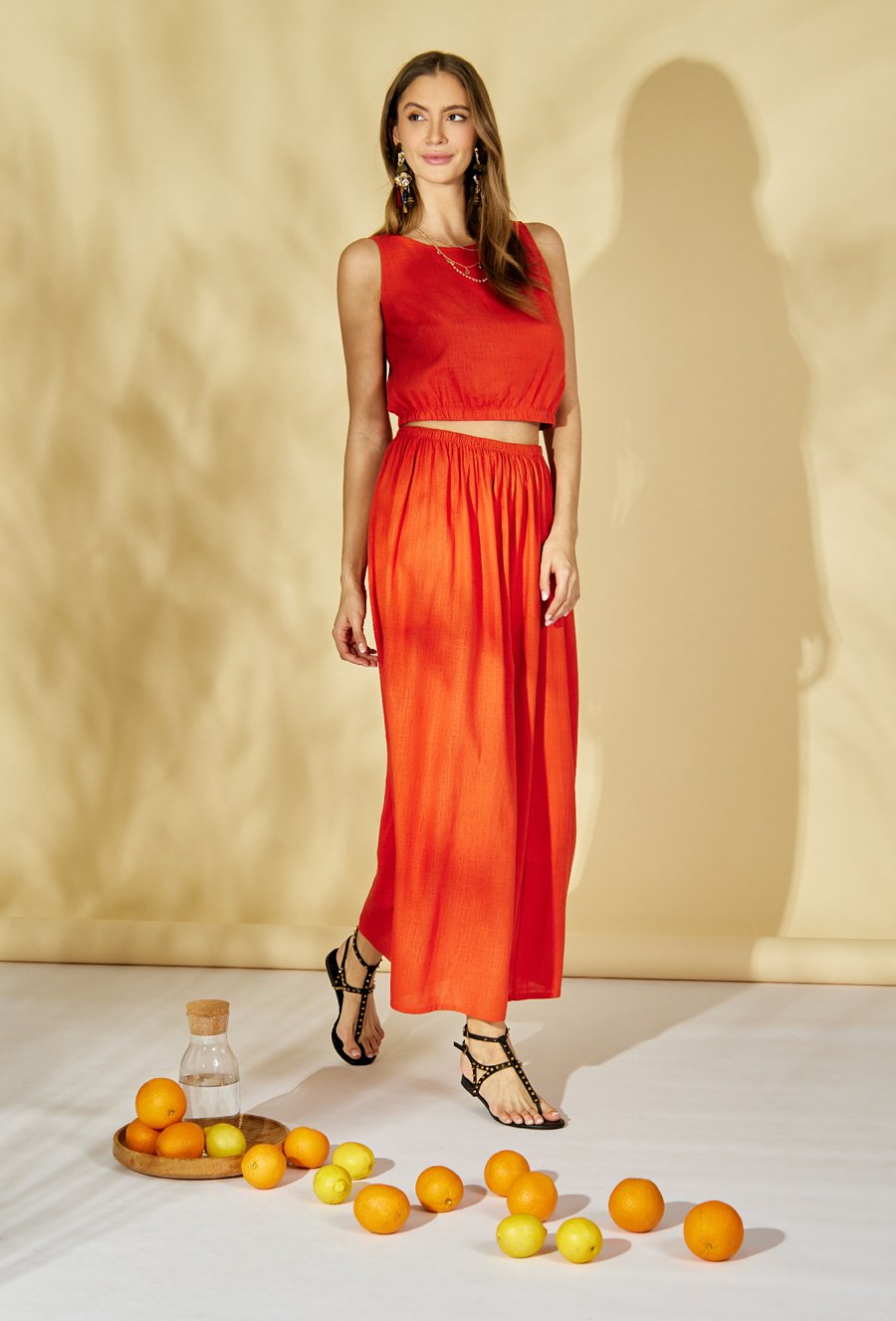 Lniany top w czerwonym kolorze