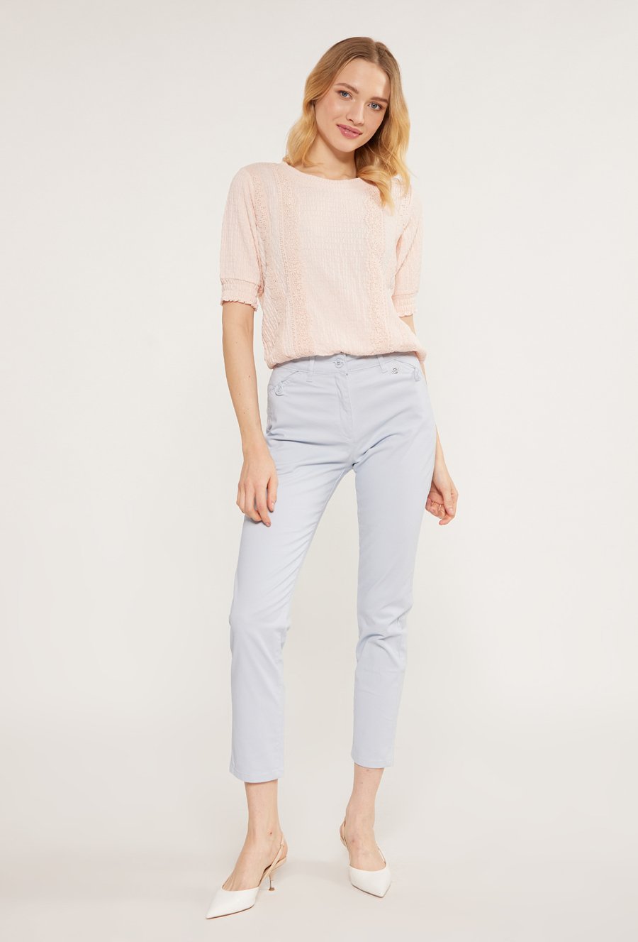 Materiałowe spodnie damskie