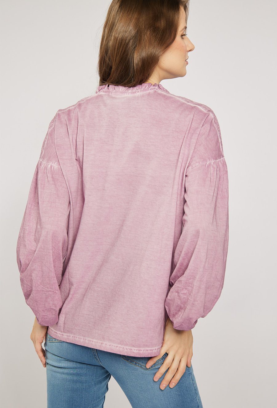 Bluzka damska z bufiastymi rękawami