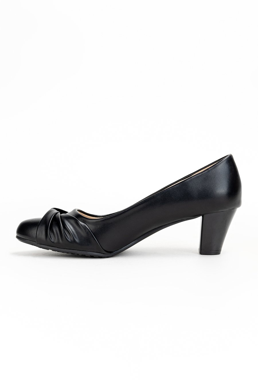 Czarne cz&oacute;łenka CLASSICO