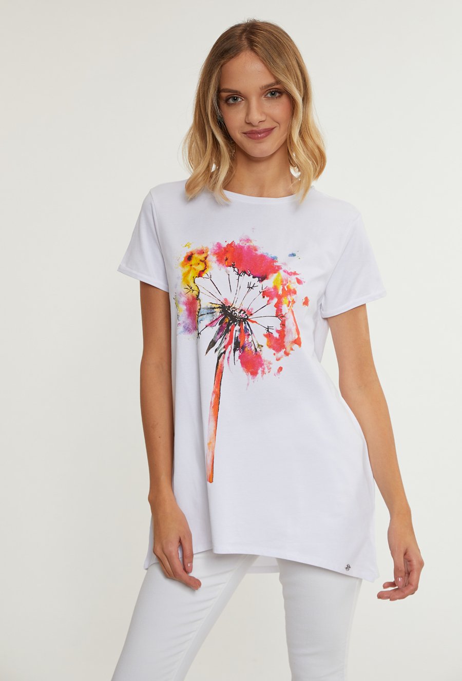 Oversizowy t-shirt z kolorowym nadrukiem