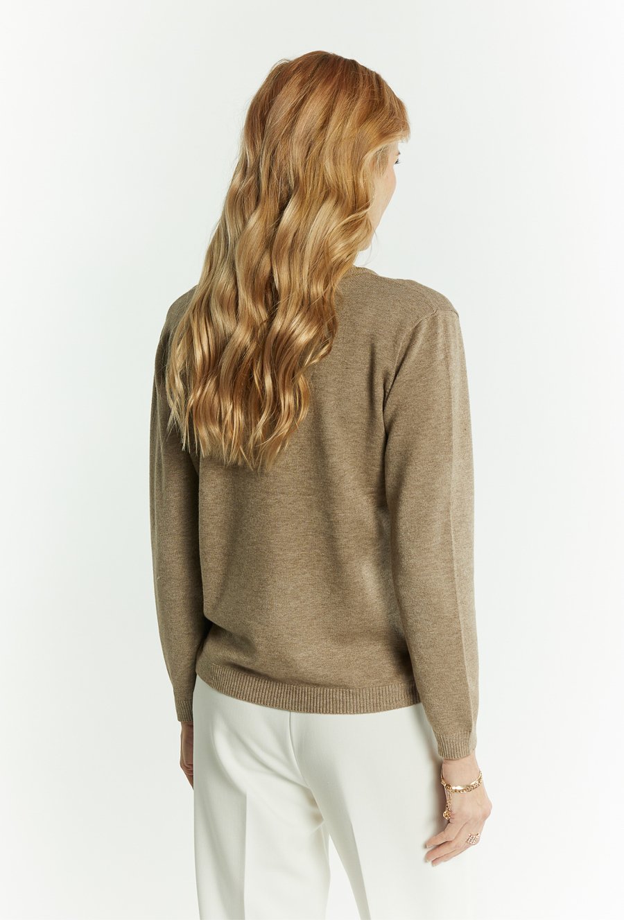 Wiskozowy sweter z dżetami