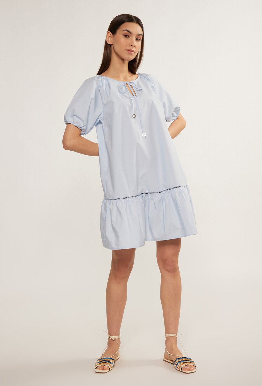 Sukienka damska z falbaną