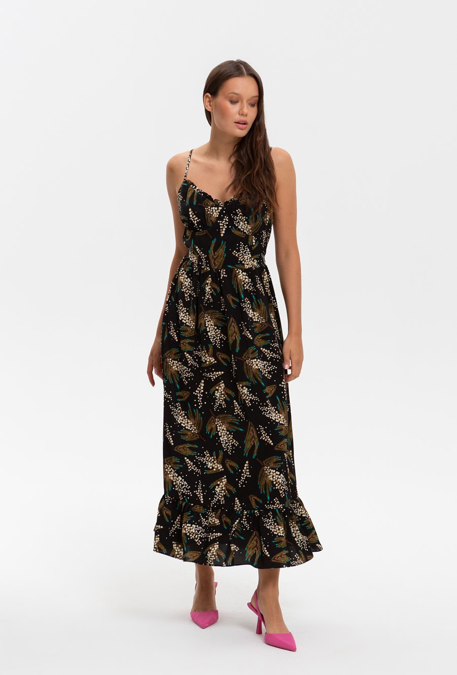 Sukienka na ramiączkach w kwiaty