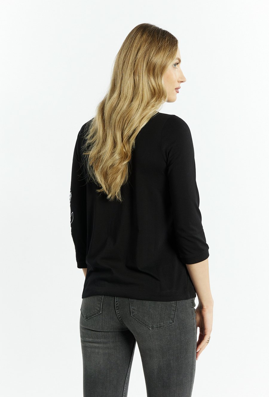 T-shirt damski z haftami